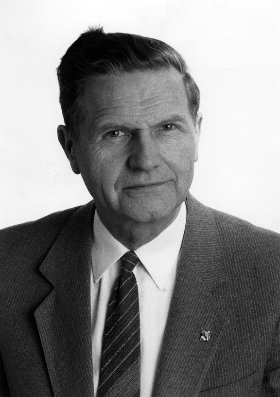 Portrait de Samuel Debrot, Directeur de 1967 à 1986, Archives de la Ville de Lausanne.